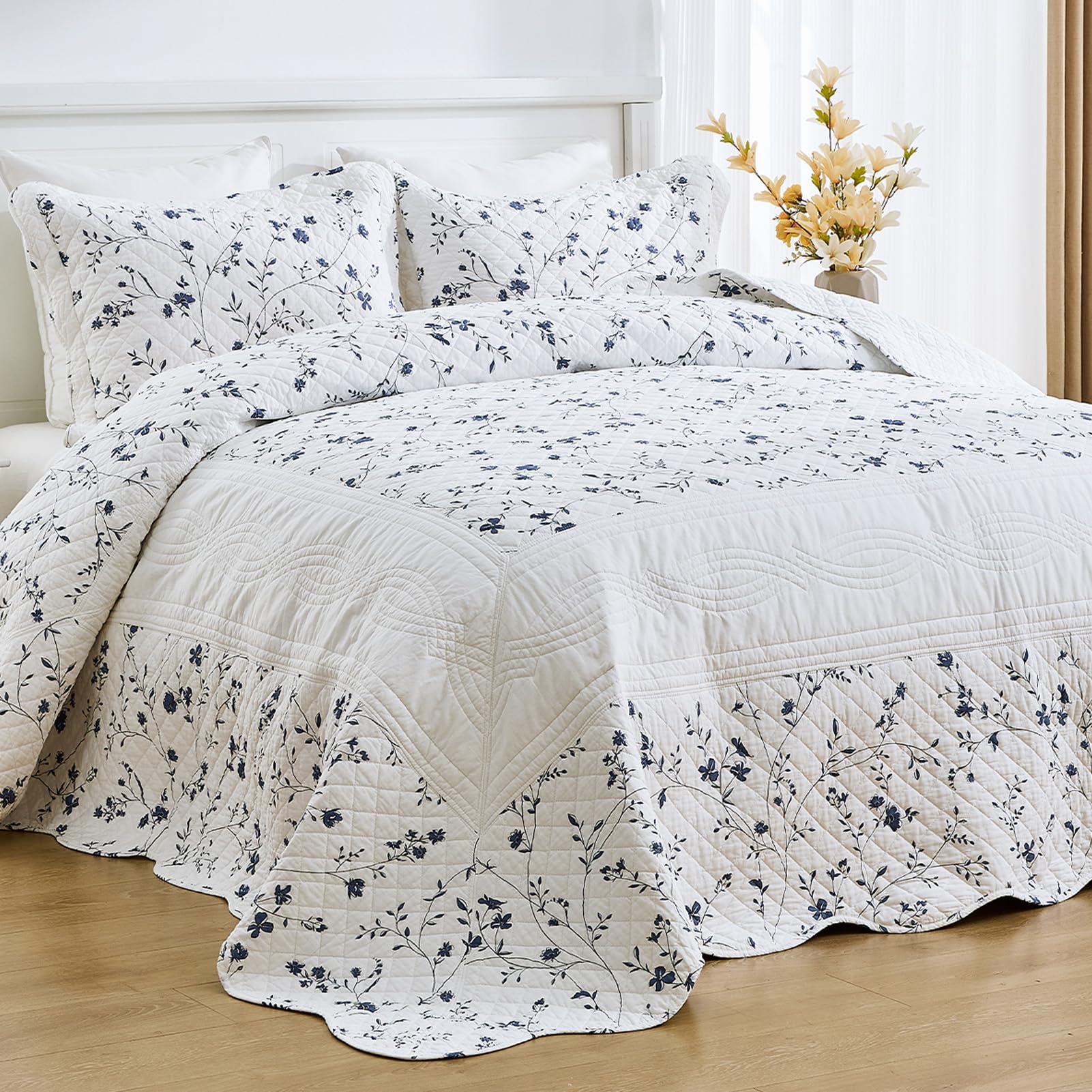 SahSahCasa Blue/White 120"x120" 100% Cotton Oversized California King Lightweight Comforter Set, XL Bed Spread Floral Qu